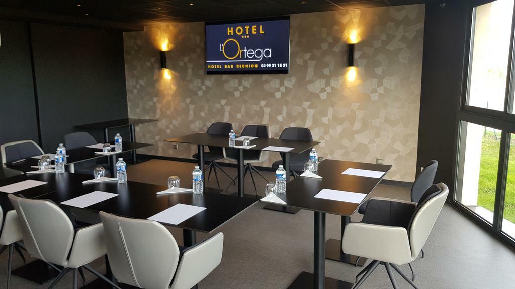 Hotel L'Ortega - Rennes St Jacques Aeroport Сен-Жак-де-ла-Ланд Бизнес фото
