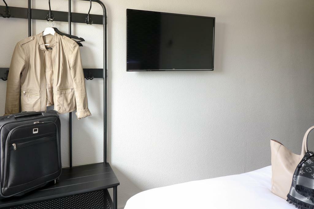 Hotel L'Ortega - Rennes St Jacques Aeroport Сен-Жак-де-ла-Ланд Номер фото