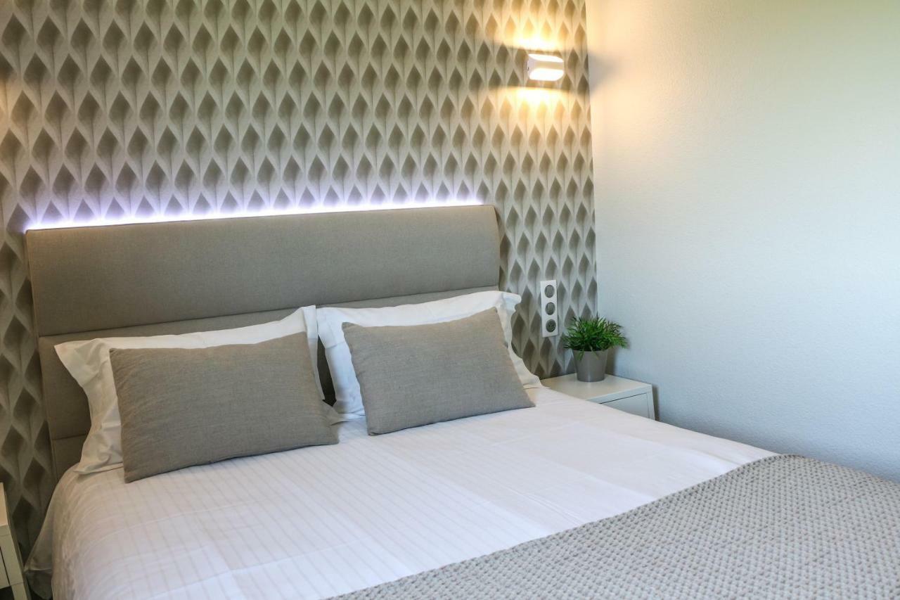 Hotel L'Ortega - Rennes St Jacques Aeroport Сен-Жак-де-ла-Ланд Экстерьер фото